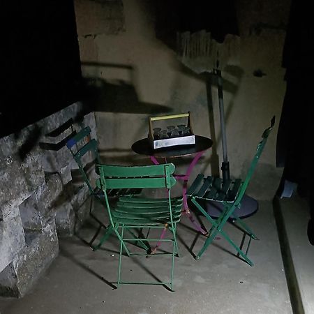 Gîte en Aramon Extérieur photo
